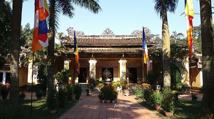 Two days in Hue: first day; Chua Dieu De 